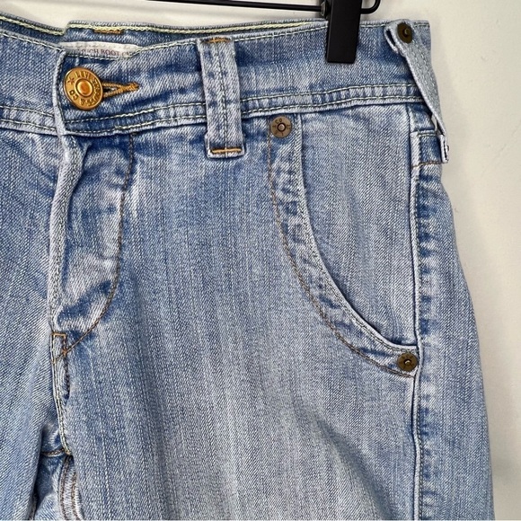 LEVI’S Cut off Denim Jean Shorts - Picture 3 of 9